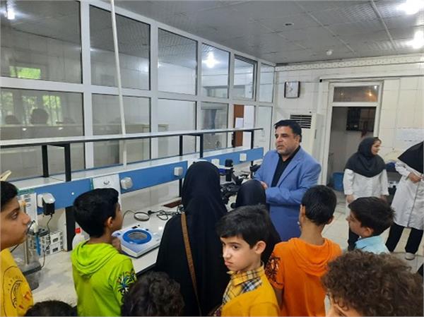 بازدید از آزمایشگاه