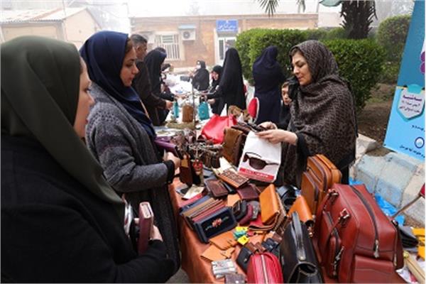 نمایشگاه معرفی توانمندی ها و مهارت های بانوان -1401